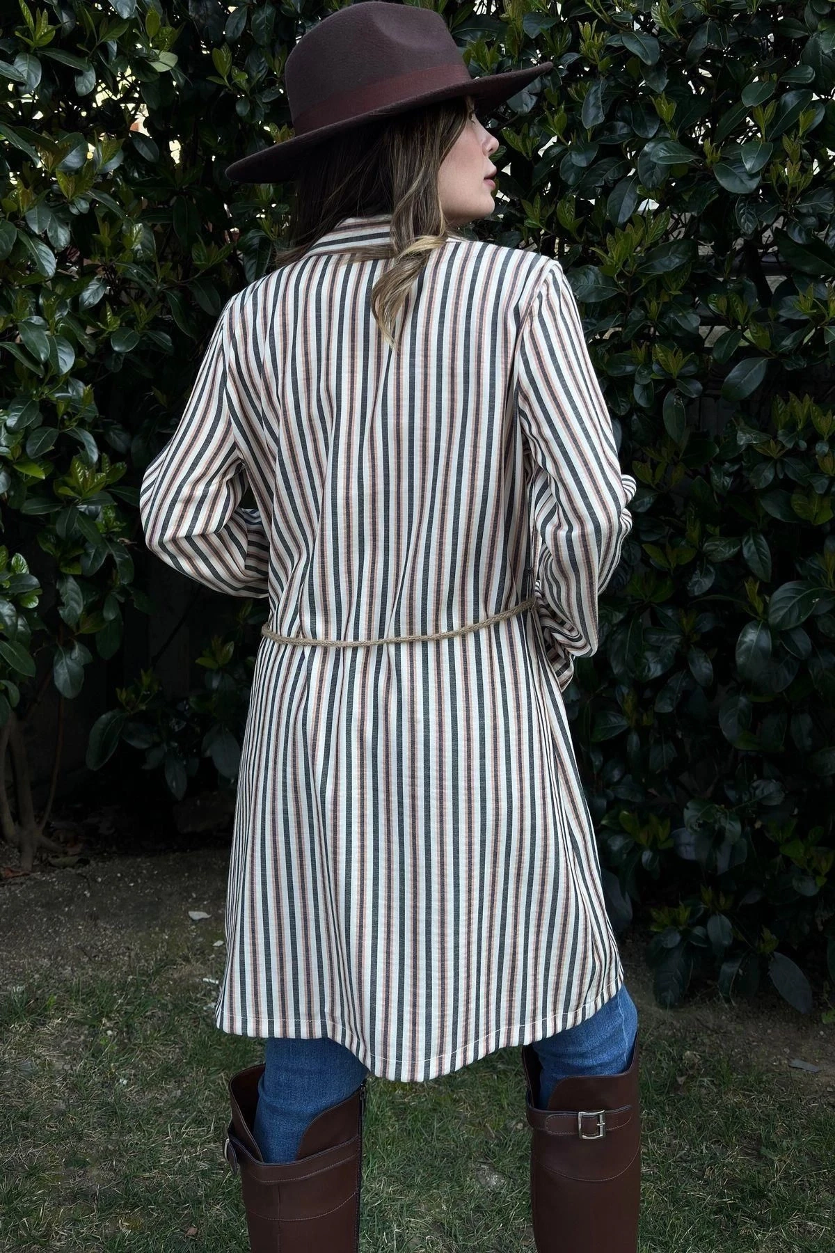 Kadın Somon & Ekru Çizgili, Hasır İp Kemerli, İki Cepli, Uzun Keten Ceket