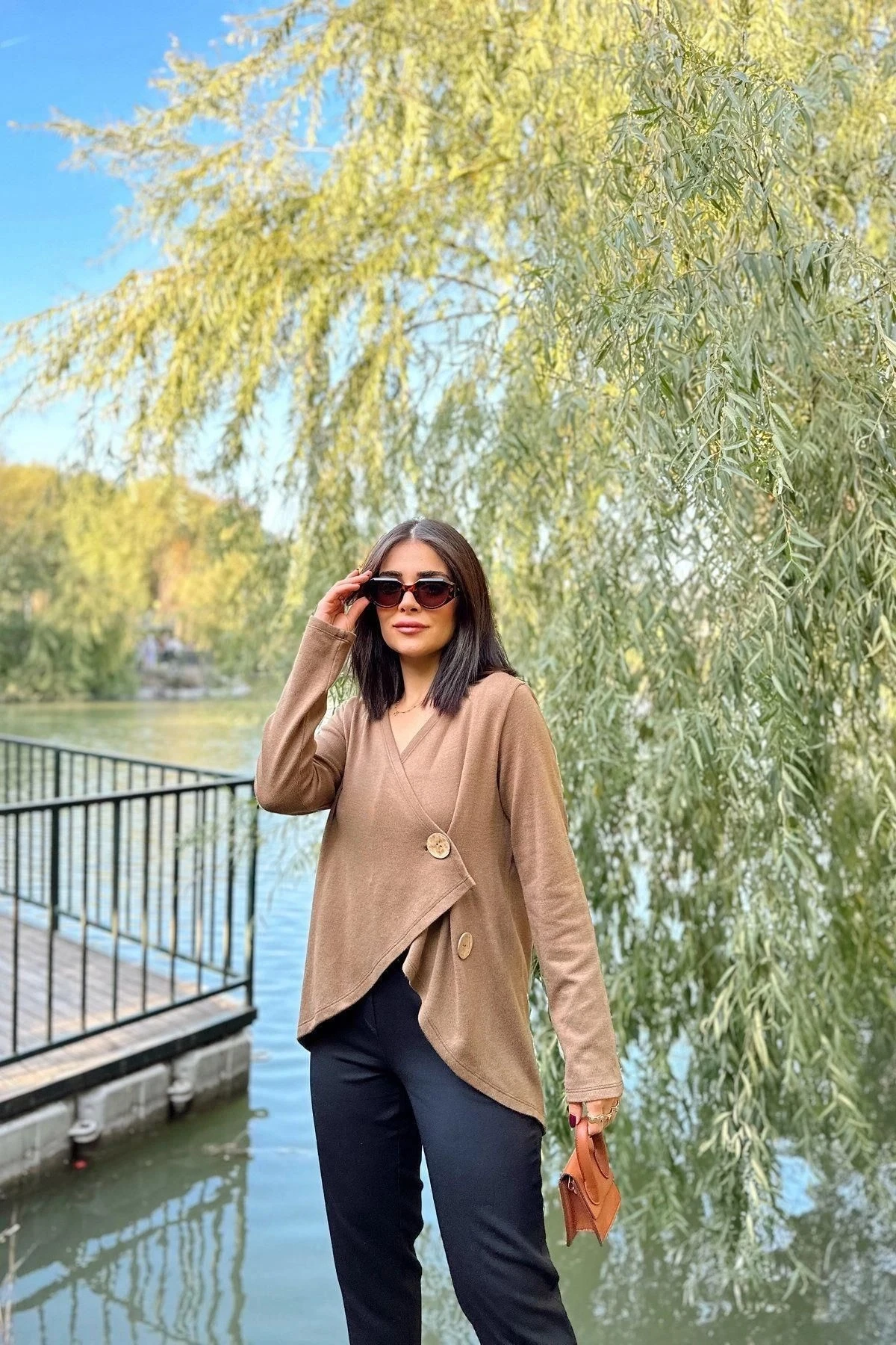 Kadın Vizon Asimetrik Kesim, Düğmeli, Salaş Hırka Bluz