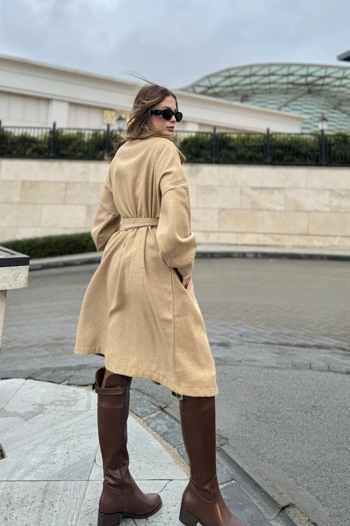 Kadın Vizon Balon Kol Beli Kemerli Midi Kaşe Kaban (Astarsız)