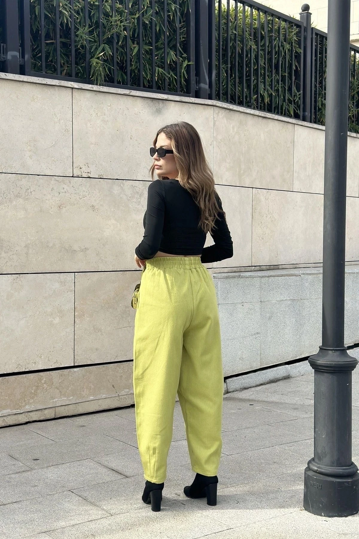 Kadın Yag Yeşili Yüksek Bel, Cepli, Beli Lastikli, Salaş Gabardin Pantolon