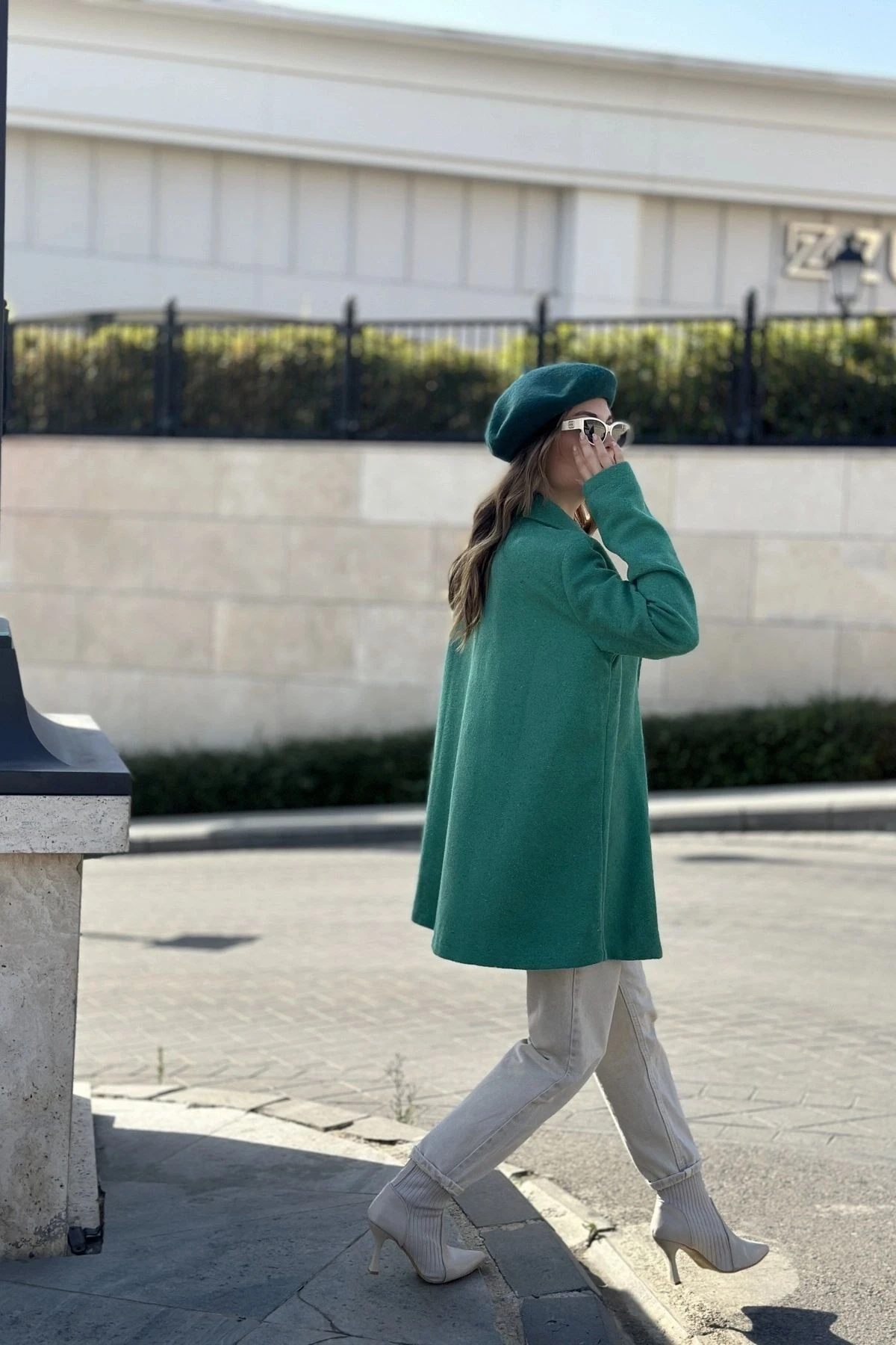 Kadın Yeşil Astarlı, Kruvaze Ceket Yaka, Tek Düğme, Rahat Kalıp, Fitilli Kaşe Kumaş Kaban
