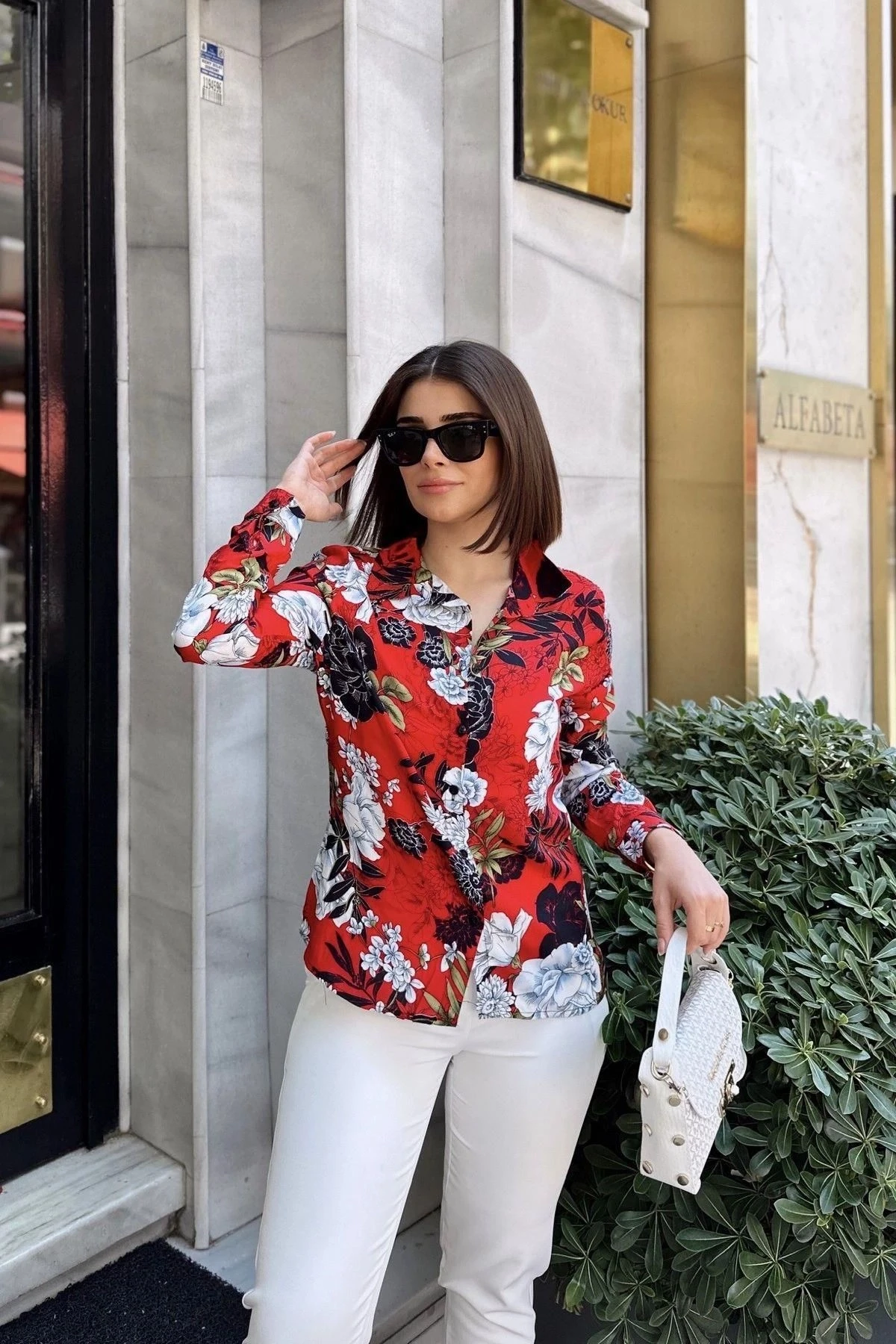 Kırmızı Klasik Yaka, Uzun Kol, Digital Baskılı Kumaş, Regular Kalıp/Kesim, Gömlek