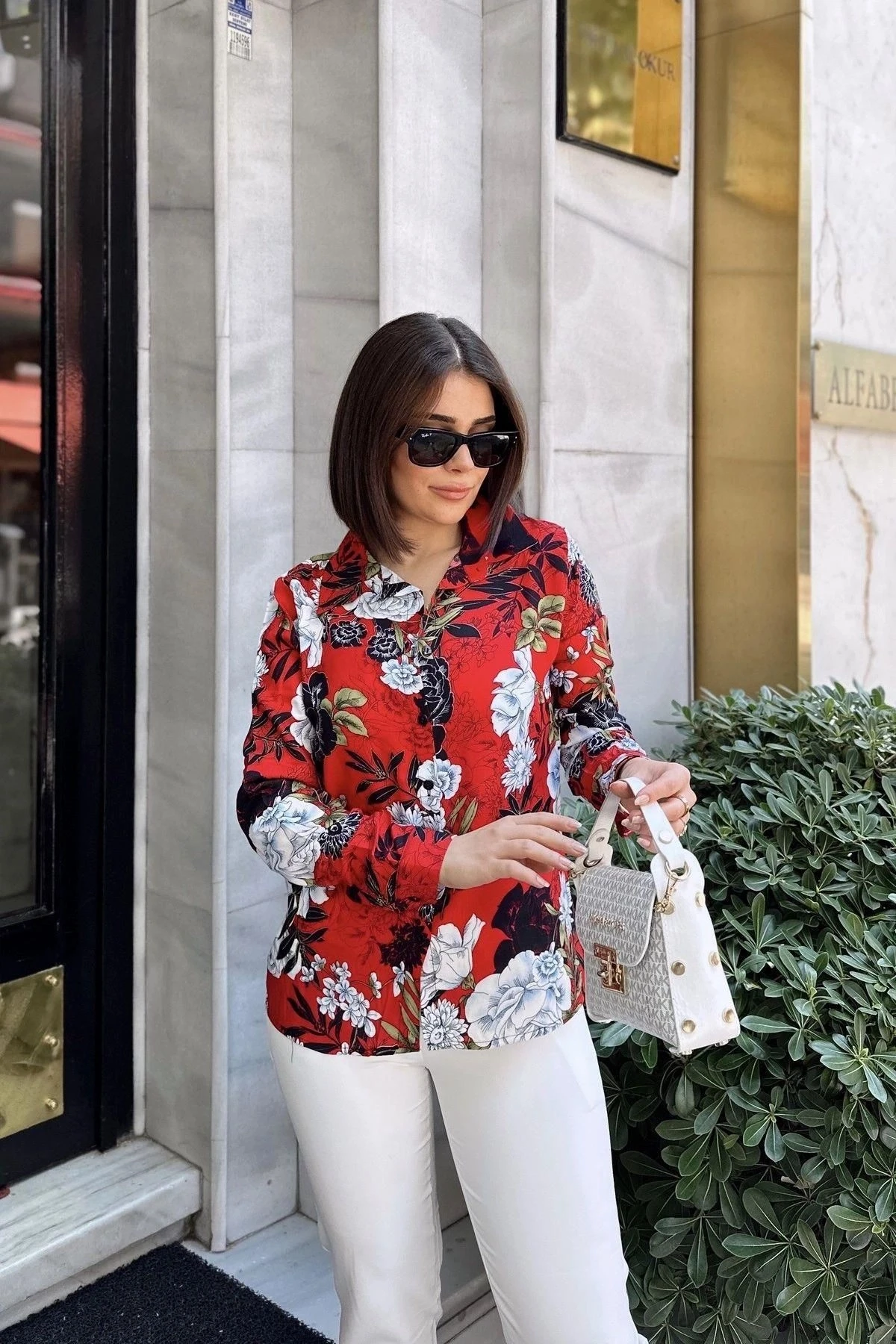 Kırmızı Klasik Yaka, Uzun Kol, Digital Baskılı Kumaş, Regular Kalıp/Kesim, Gömlek