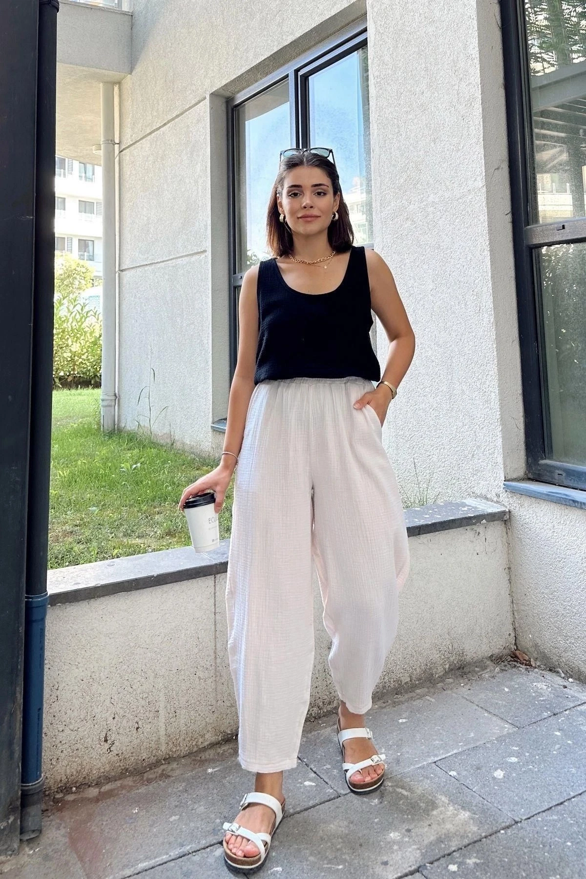 Taş İthal Müslin Kumaş, Beli Lastikli,Cepli Rahat Kalıp Pantolon - Tesettüre Uygun