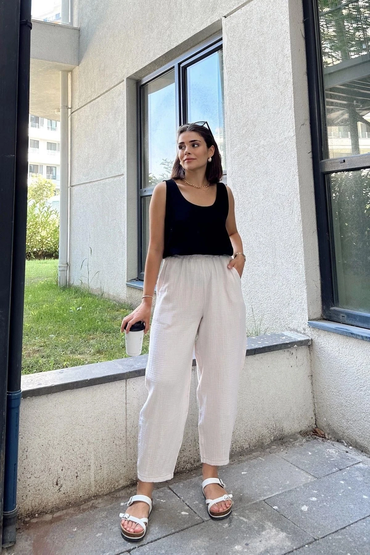 Taş İthal Müslin Kumaş, Beli Lastikli,Cepli Rahat Kalıp Pantolon - Tesettüre Uygun