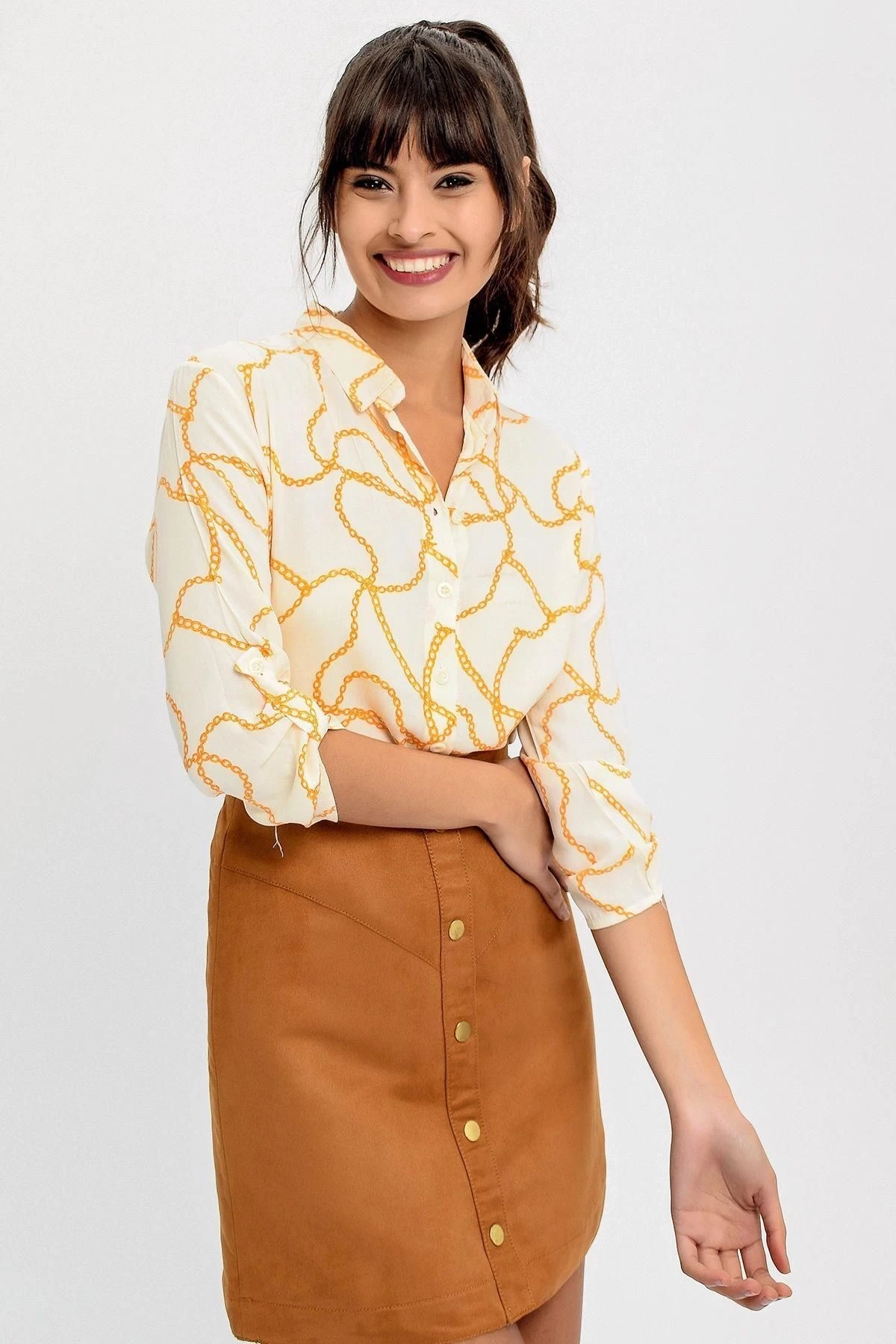 Kadın Ekru Zincir Desenli Uzun Kol Gömlek - Düz Kesim ve Giy Çık