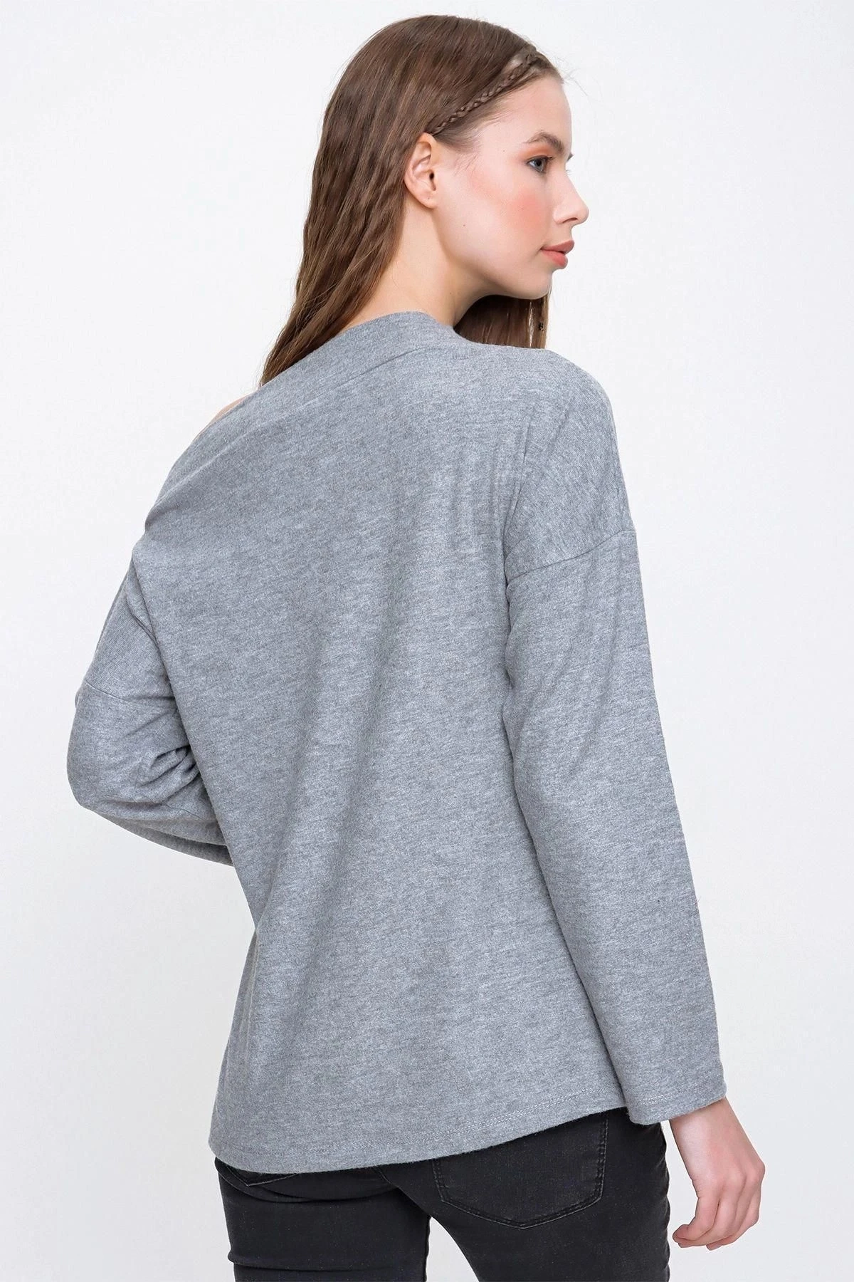 Kadın Gri Kayık Yaka Uzun Kol omuz dekolteli, düğmeli detaylı Regular Kesim Standart Boy Bluz
