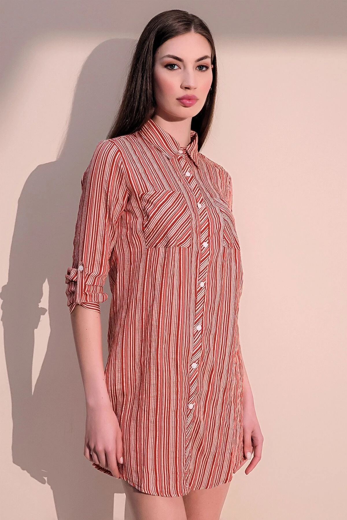 Kadın Kiremit Çift Cepli Çizgili Gömlek Elbise - Uzun Kol Çizgili Desenli Cep Detaylı