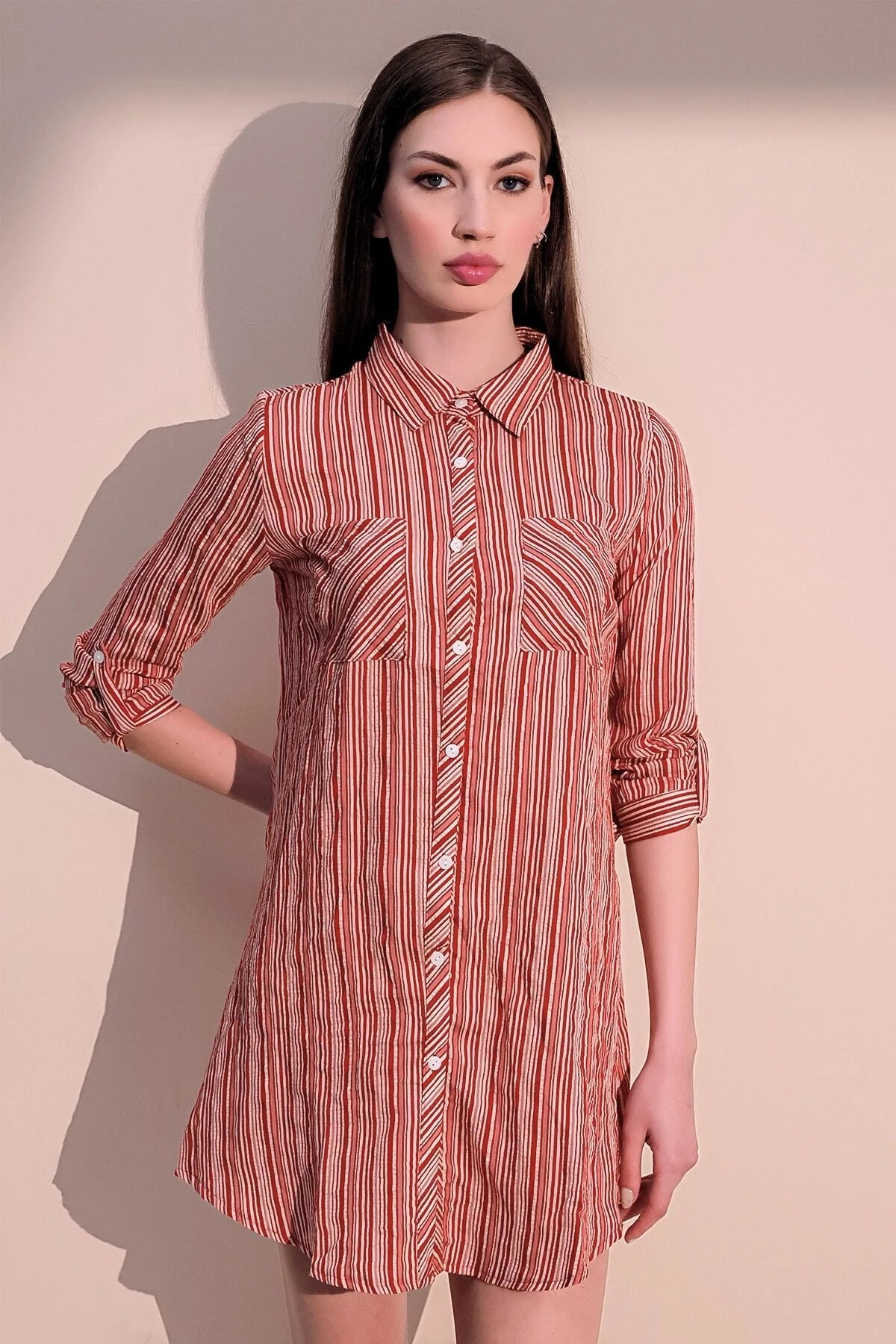 Kadın Kiremit Çift Cepli Çizgili Gömlek Elbise - Uzun Kol Çizgili Desenli Cep Detaylı