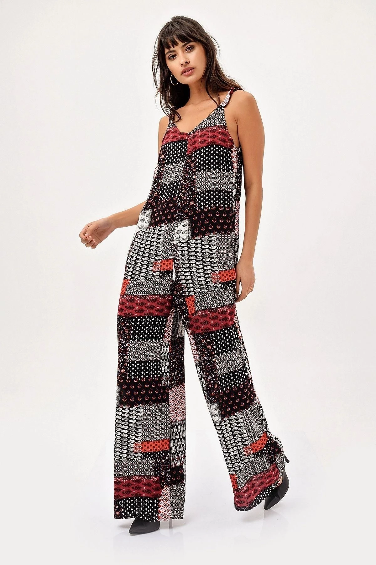 Kadın Siyah Patchwork Desenli Askılı Maksi Boy, Uzun Rahat Ve Günlük Tulum