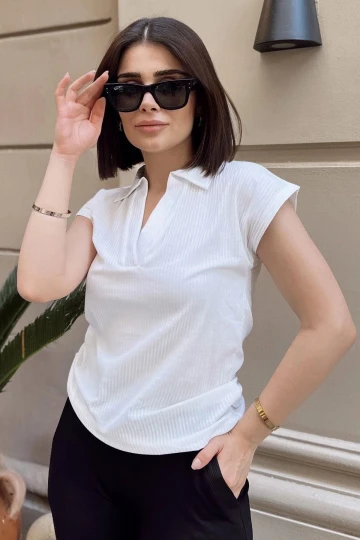 Beyaz Polo Yaka, Kısa Kol, Fitilli Kaşkorşe Kumaş, Basic Kalıp/Kesim, Spor Ve Günlük Bluz & T-Shirt