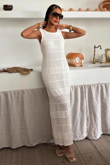 Kadın Ekru Dokuma Ajurlu Kolsuz Uzun Elbise