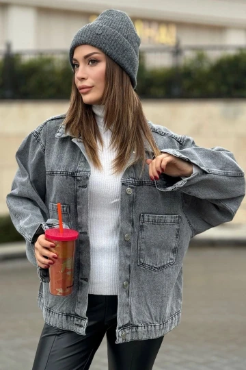 Kadın Gri Apaş Yaka, Çift Cepli, Kaliteli Jeans Kumaş, Salaş Kot Ceket