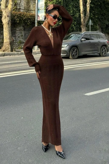 Kadın Kahverengi Örme Çizgili Uzun V Yaka Elbise