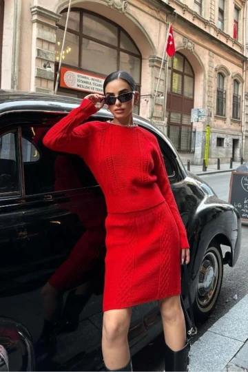 Kadın Kırmızı Örme Slim Bisiklet Yaka Uzun Kollu Takım