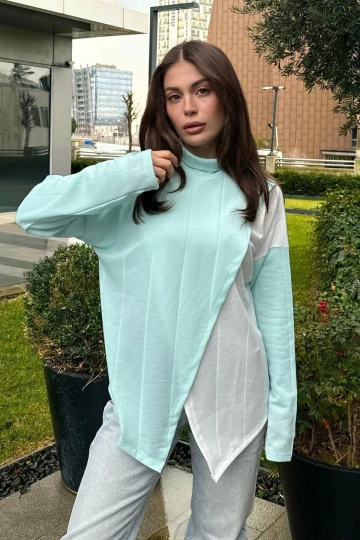 Kadın Mint Asimetrik Kesim, Önü İki Parçalı, İnce Triko Kumaş, Salaş Bluz Kazak