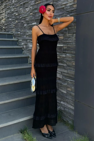 Kadın Siyah Dokuma Dantel Askılı Maxi Elbise