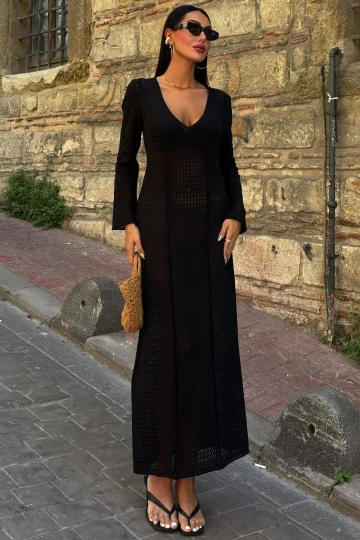 Kadın Siyah Örme Uzun V Yaka Elbise