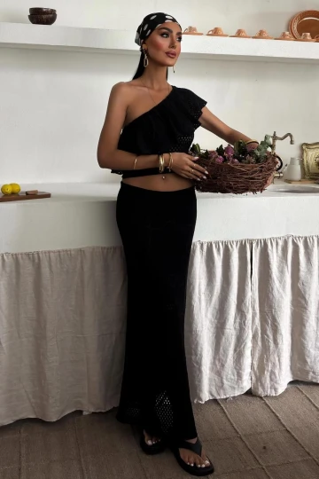 Kadın Siyah Pamuk Dokuma Asimetrik Yaka Kolsuz Takım