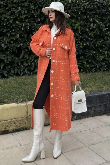 Kadın Turuncu Uzun Kol, Çift Cepli, Eteği Oval Kesim, Kemerli, Tüvit Kumaş Trençkot