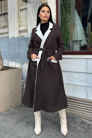 Kahverengi Çift Taraflı Kruvaze Yaka, Kuşaklı, Yumoş Dokulu, Duble Kaşe Uzun Ceket