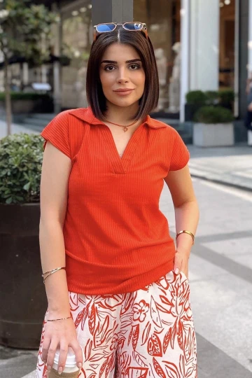 Mercan Polo Yaka, Kısa Kol, Fitilli Kaşkorşe Kumaş, Basic Kesim, Spor Ve Günlük Bluz & T-Shirt