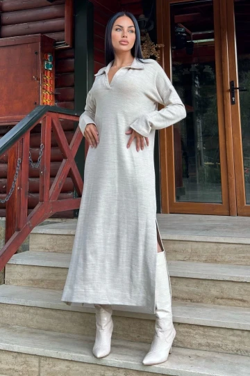 Bej Polo Yaka, Uzun Kol, Yırtmaçlı, Salaş, Akrilik Örme Uzun Elbise