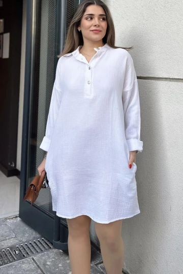 Kadın Beyaz Hakim Yaka, Katlamalı Geniş Kol, Midi & Oversize Kesim, Salaş Müslin Elbise