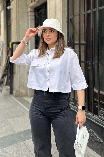 Kadın beyaz Yarım Kol, Cep Ve Kol Detaylı, Terikoton Kumaş, Crop Gömlek