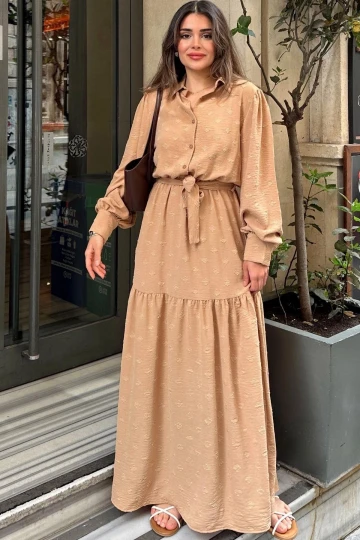 Kadın Camel Dokulu Kumaş, Beli Kuşaklı, Balon Kol, A Kesim, Vintage Maksi Elbise - Tesettüre Uygun
