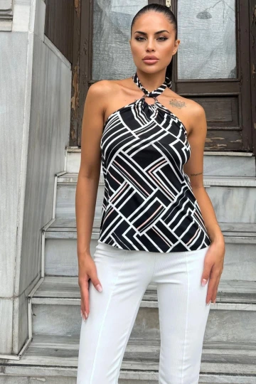Kadın Siyah & Beyaz Desenli, Boyundan Bağlamalı, Tokalı Straplez, Dökümlü Salaş Bluz