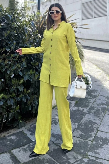 Kadın yeşil Gofre Kumaş, Çift Cepli Gömlek & Bol Paça Pantolon - Salaş Alt & Üst Takım