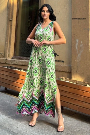 Yeşil Etnik Desenli Maksi Viskon Uzun Elbise