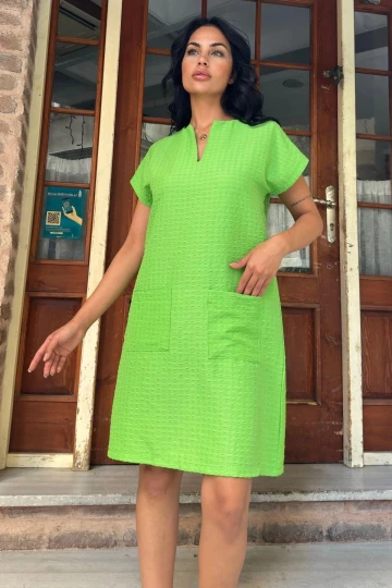 Yeşil Lotus Kumaş Cep Detaylı Rahat Midi Elbise