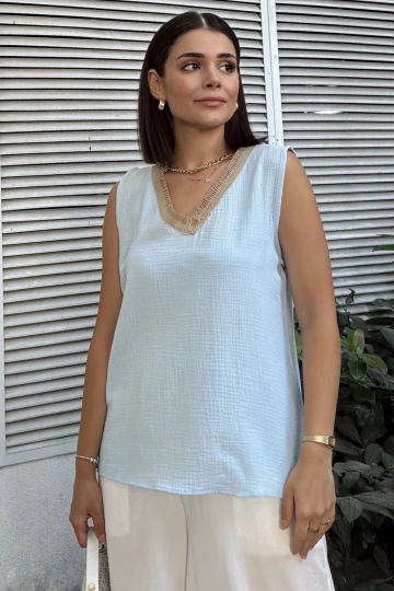 Bebe Mavi Hasır Detaylı V Yaka, İthal Müslin Kumaş, Basic Kesim, Salaş Kolsuz Bluz & Atlet