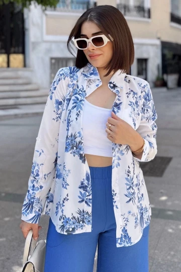 Ekru & Mavı Klasik Yaka, Uzun Kol, Digital Baskılı Kumaş, Regular Kalıp/Kesim, Eteği Oval Gömlek