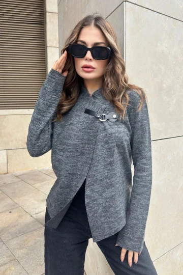 Kadın Antrasit Broş Yaka, Uzun Kol, Lazer Kesim, Dokulu Kumaş, Düğmesiz Ceket