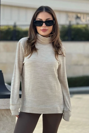 Kadın Bej Bogazlı, Yanları Yırtmaçlı Triko Kazak