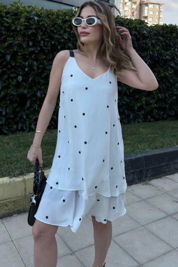 Kadın Beyaz A Kesim, Deri Askı Ve Çiçek Nakış Detaylı, Şifon Kumaş, Midi Kiloş Elbise