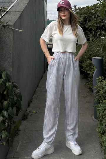 Kadın Gri Çizgili, Beli Lastikli, Cepli, Salaş Spor Pantolon