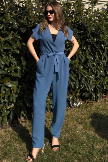 Kadın İndigo Kısa Kol, Kruvaze Yaka, Beli Kuşaklı Rahat Tulum