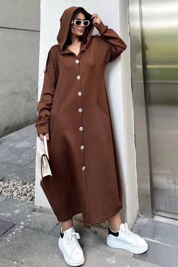 Kadın Kahve Kapüşonlu, Uzun Kol, Düğme Detaylı, Eteği Oval, Çift Cepli, Uzun Oversize Salaş Elbise
