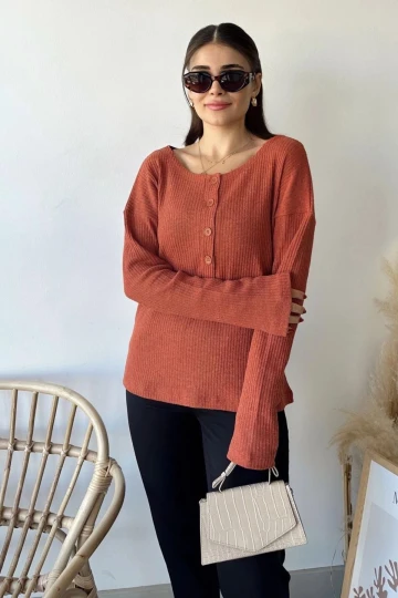 Kadın Kiremit Yumuşak Dokulu, Düğmeli Bisiklet Yaka, Regular Kesim Triko Kazak, Bluz