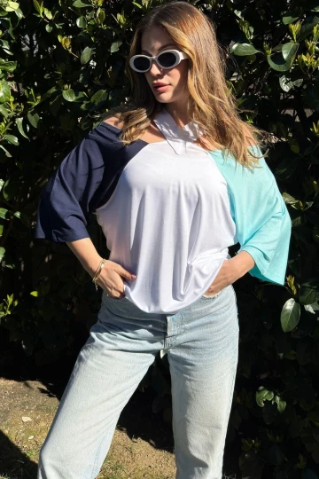 Kadın Laci & Mint Yarım Kol, Şeritli Dekolte Yaka, Color Block Tasarım, Salaş Bluz