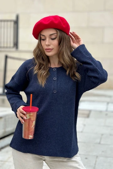 Kadın Laci Yumuşak Dokulu Düğmeli Triko Kazak, Uzun Kol, Regular Kesim, Standart Boy.