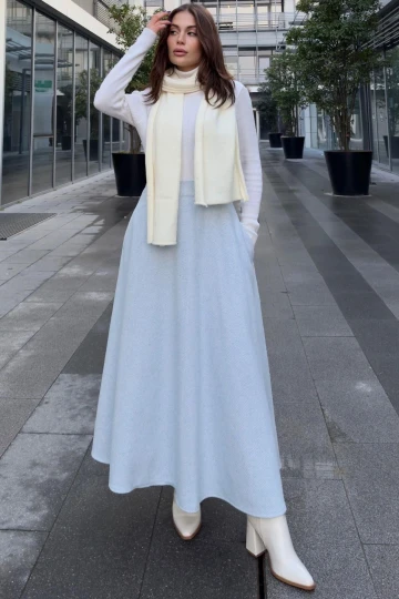 Kadın Mavi Yüksek Bel, Cepli, Kiloş Kesim, Uzun Kaşe Etek