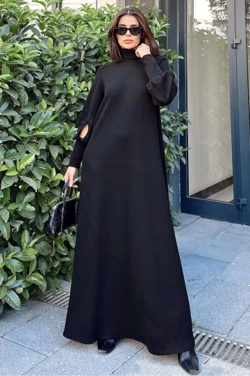 Kadın Siyah Boğazlı, Uzun Kolları Manşet Ve Pencere Detaylı, A Kesim, Salaş, Uzun Elbise