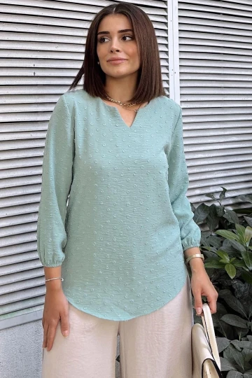 Mint Uzun Truvakar Kol, Öpücük Yaka, Ponponlu Kumaş Basic Kesim Bluz - Tesettüre Uygun