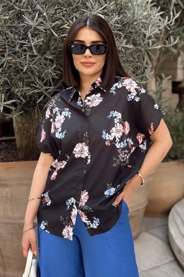 Siyah & Mavı Klasik Yaka, Kısa Kol, Digital Baskılı Kumaş, Regular Kalıp/Kesim, Gömlek