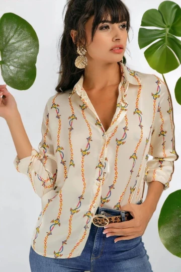 Kadın Beyaz Zincir Desenli Uzun Kol Regular Kesim Standart Boy Gömlek